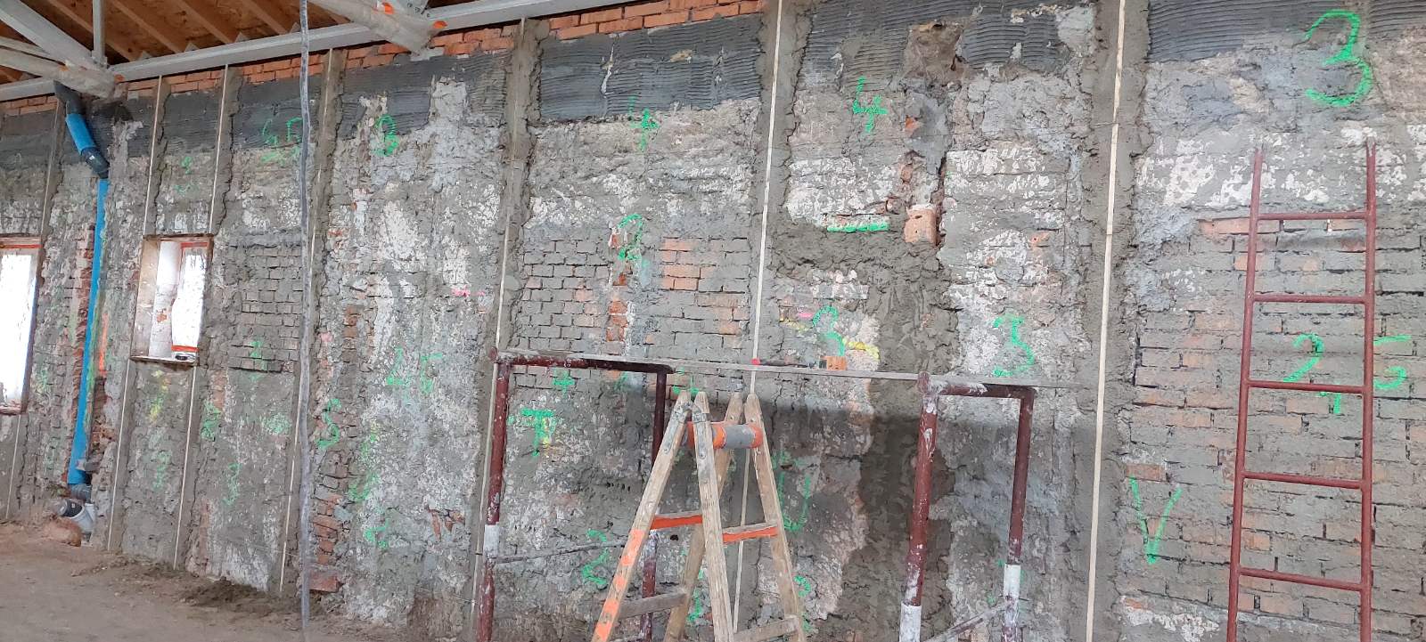 Renovace zdí — příprava omítek